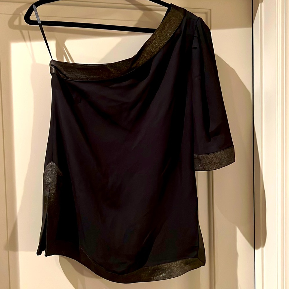 BCBG Maxazria one shoulder shirt